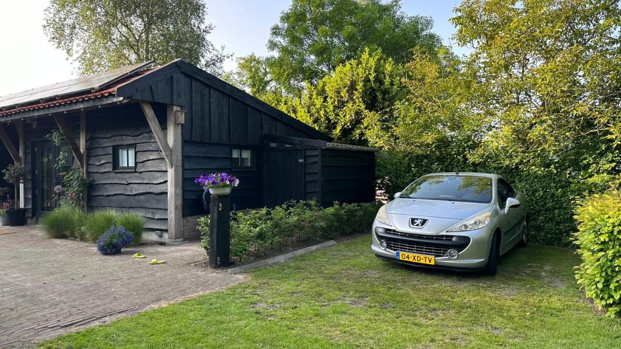 Bedandbreakfastrouveen Exterior photo